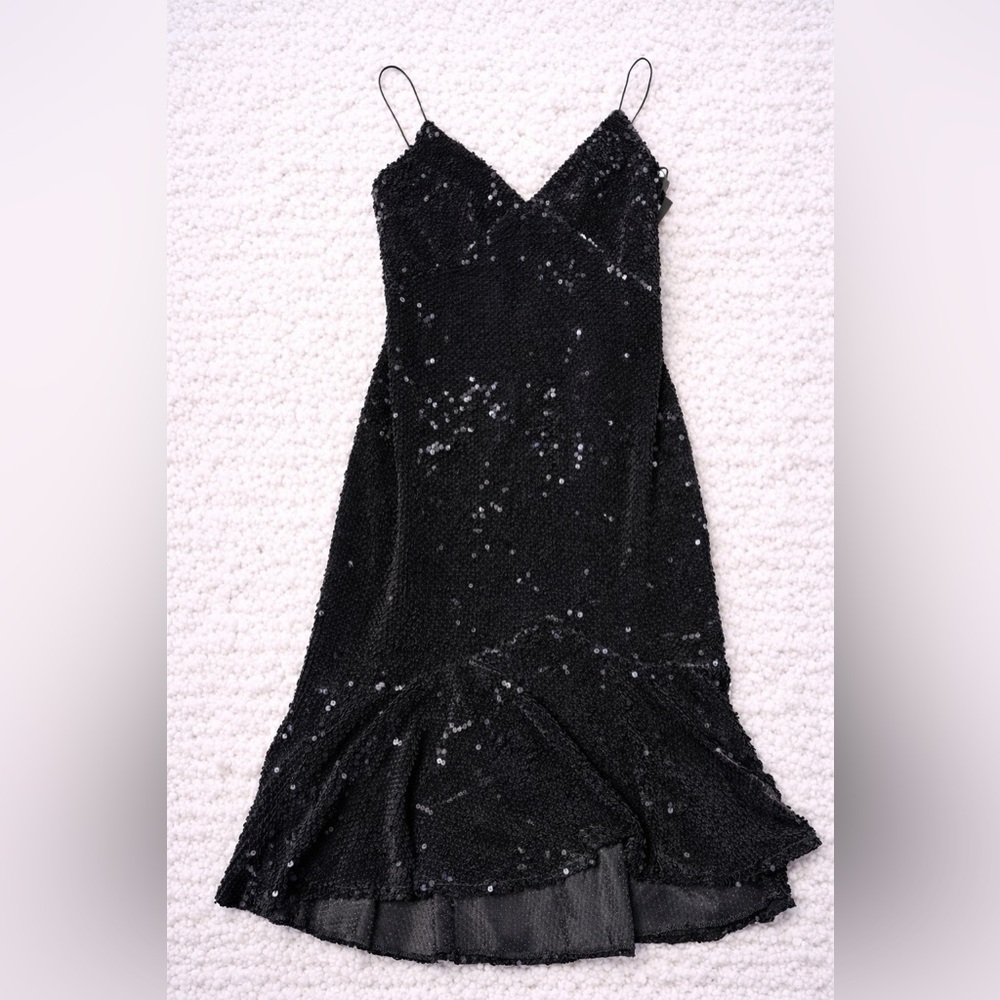 Vera Wang Black Sequin Cocktail Dress Slip Dress Ruffle Hem Size 12 NWT Evening